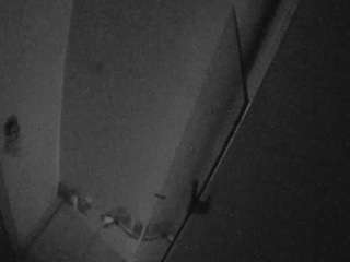 voyeurcam-casa-salsa-bathroom-7 camsoda