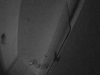 voyeurcam-casa-salsa-bathroom-7