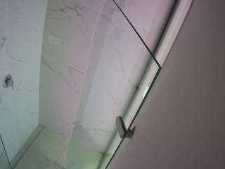 voyeurcam-casa-salsa-bathroom-7