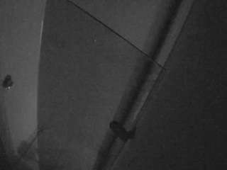 voyeurcam-casa-salsa-bathroom-7