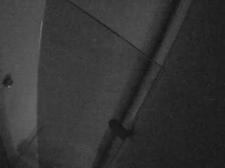 voyeurcam-casa-salsa-bathroom-7