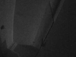 voyeurcam-casa-salsa-bathroom-7