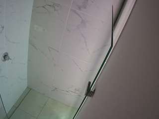 voyeurcam-casa-salsa-bathroom-7