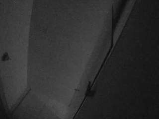 voyeurcam-casa-salsa-bathroom-7