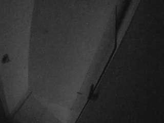 voyeurcam-casa-salsa-bathroom-7