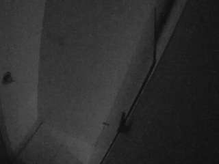 voyeurcam-casa-salsa-bathroom-7