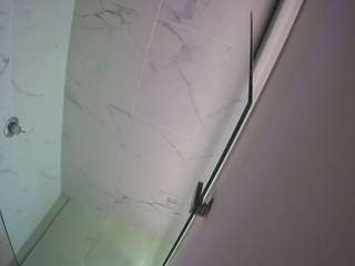 voyeurcam-casa-salsa-bathroom-7