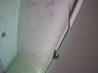 voyeurcam-casa-salsa-bathroom-7