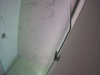 voyeurcam-casa-salsa-bathroom-7