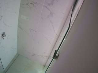 voyeurcam-casa-salsa-bathroom-7