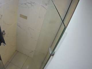 voyeurcam-casa-salsa-bathroom-7
