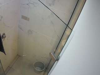 voyeurcam-casa-salsa-bathroom-7