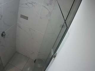 voyeurcam-casa-salsa-bathroom-7