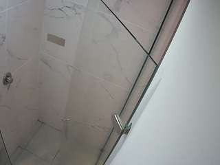voyeurcam-casa-salsa-bathroom-7