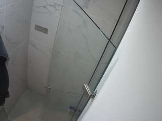 voyeurcam-casa-salsa-bathroom-7