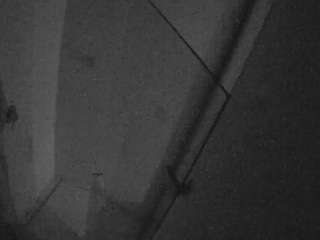 voyeurcam-casa-salsa-bathroom-7