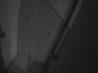 voyeurcam-casa-salsa-bathroom-7