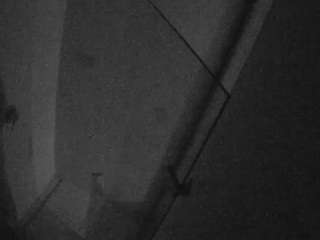 voyeurcam-casa-salsa-bathroom-7