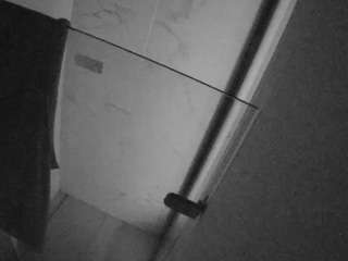 voyeurcam-casa-salsa-bathroom-7