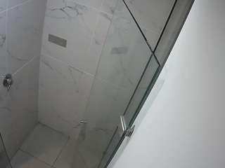 voyeurcam-casa-salsa-bathroom-7