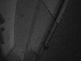 voyeurcam-casa-salsa-bathroom-7