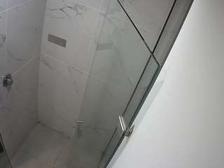 voyeurcam-casa-salsa-bathroom-7