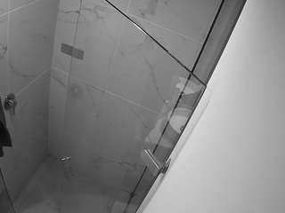 voyeurcam-casa-salsa-bathroom-7