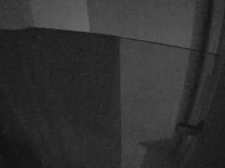 voyeurcam-casa-salsa-bathroom-7