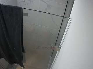 voyeurcam-casa-salsa-bathroom-7