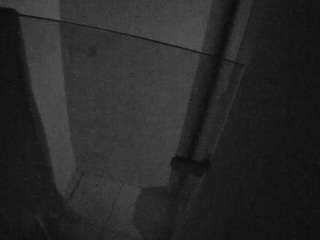 voyeurcam-casa-salsa-bathroom-7