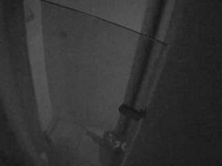 voyeurcam-casa-salsa-bathroom-7