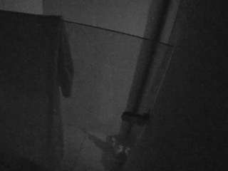 voyeurcam-casa-salsa-bathroom-7
