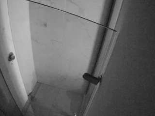 voyeurcam-casa-salsa-bathroom-7