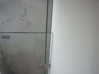 voyeurcam-casa-salsa-bathroom-7