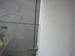 voyeurcam-casa-salsa-bathroom-7