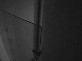 voyeurcam-casa-salsa-bathroom-7