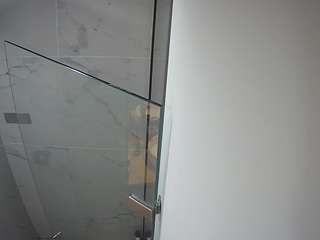 voyeurcam-casa-salsa-bathroom-7