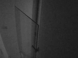 voyeurcam-casa-salsa-bathroom-7