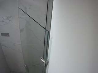 voyeurcam-casa-salsa-bathroom-7