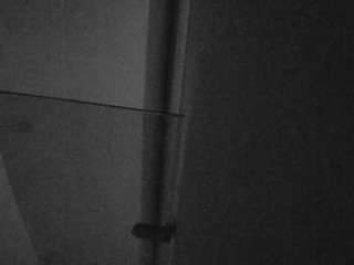 voyeurcam-casa-salsa-bathroom-7