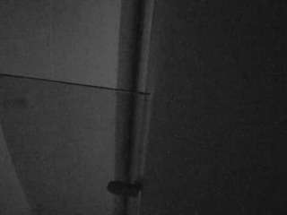 voyeurcam-casa-salsa-bathroom-7