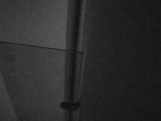 voyeurcam-casa-salsa-bathroom-7