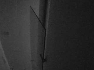 voyeurcam-casa-salsa-bathroom-7