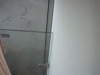 voyeurcam-casa-salsa-bathroom-7