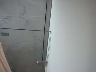 voyeurcam-casa-salsa-bathroom-7