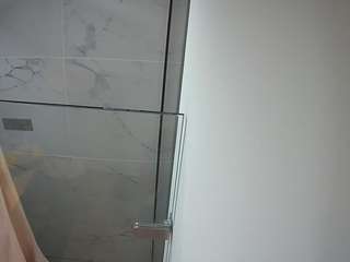 voyeurcam-casa-salsa-bathroom-7