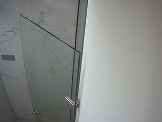 voyeurcam-casa-salsa-bathroom-7