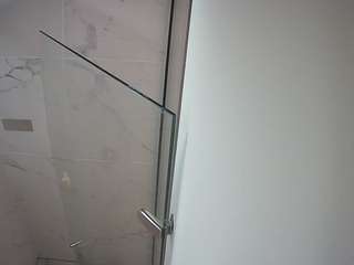 voyeurcam-casa-salsa-bathroom-7