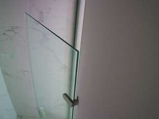 voyeurcam-casa-salsa-bathroom-7