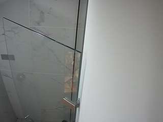 voyeurcam-casa-salsa-bathroom-7